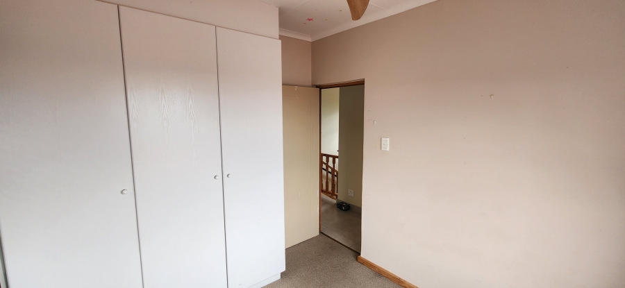 5 Bedroom Property for Sale in Dana Bay Western Cape